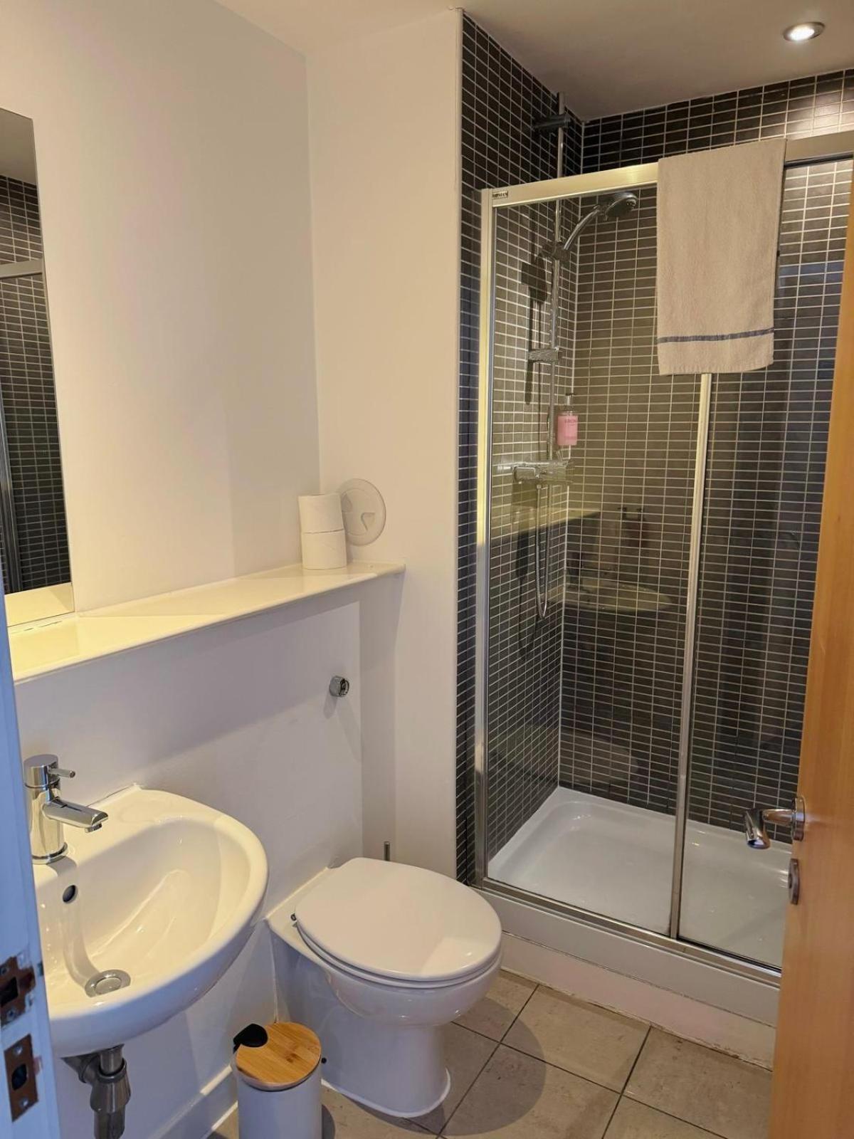 Britannia Apartments EDI Eksteriør billede