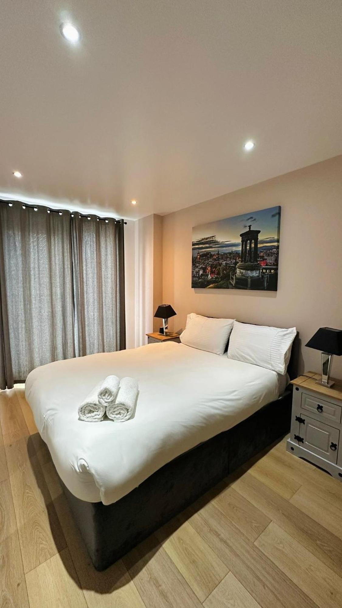Britannia Apartments EDI Eksteriør billede